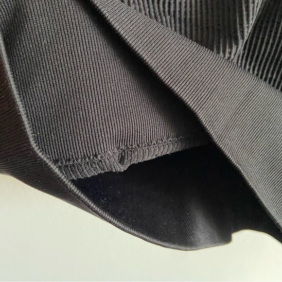 Free People Intimately Black Ribbed Crewneck Stretch Tank Top Size M/L READ - Picture 4 of 13